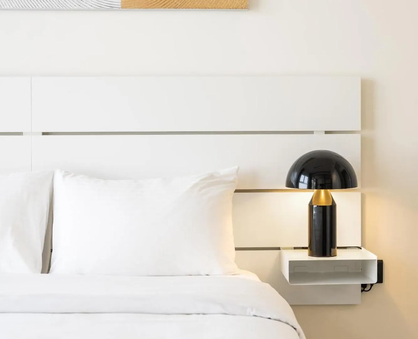 Fresh & Stylish 2Br Living At Collective Tower 1 Apartment Dubai United Arab Emirates