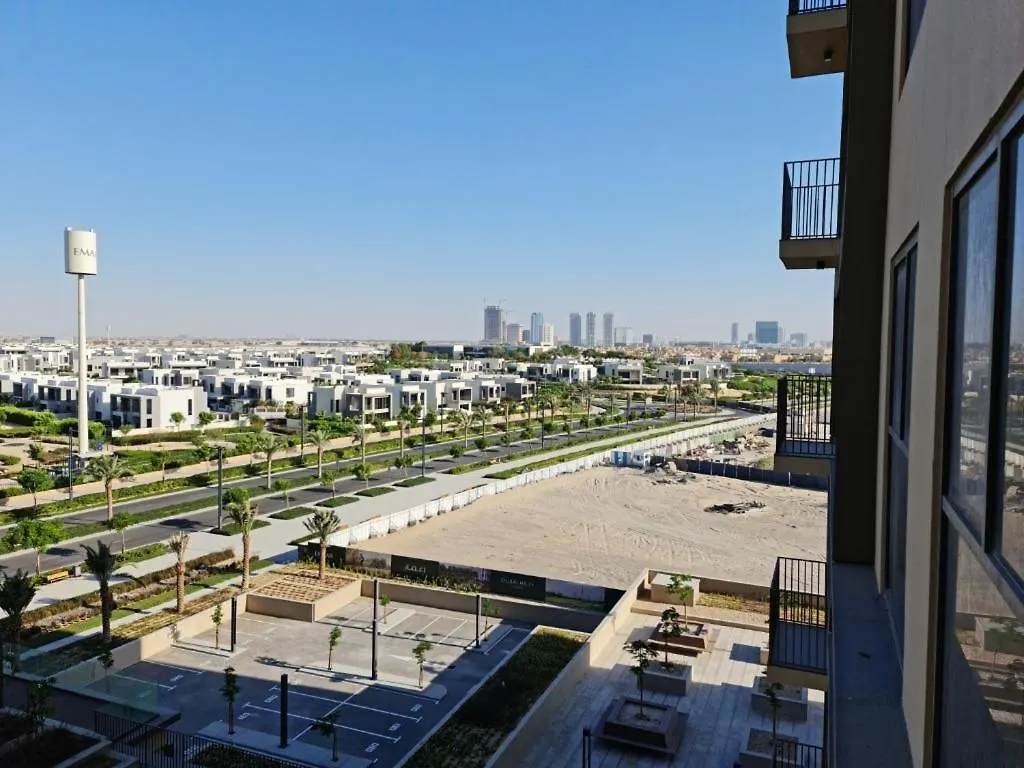 Fresh & Stylish 2Br Living At Collective Tower 1 Apartment Dubai