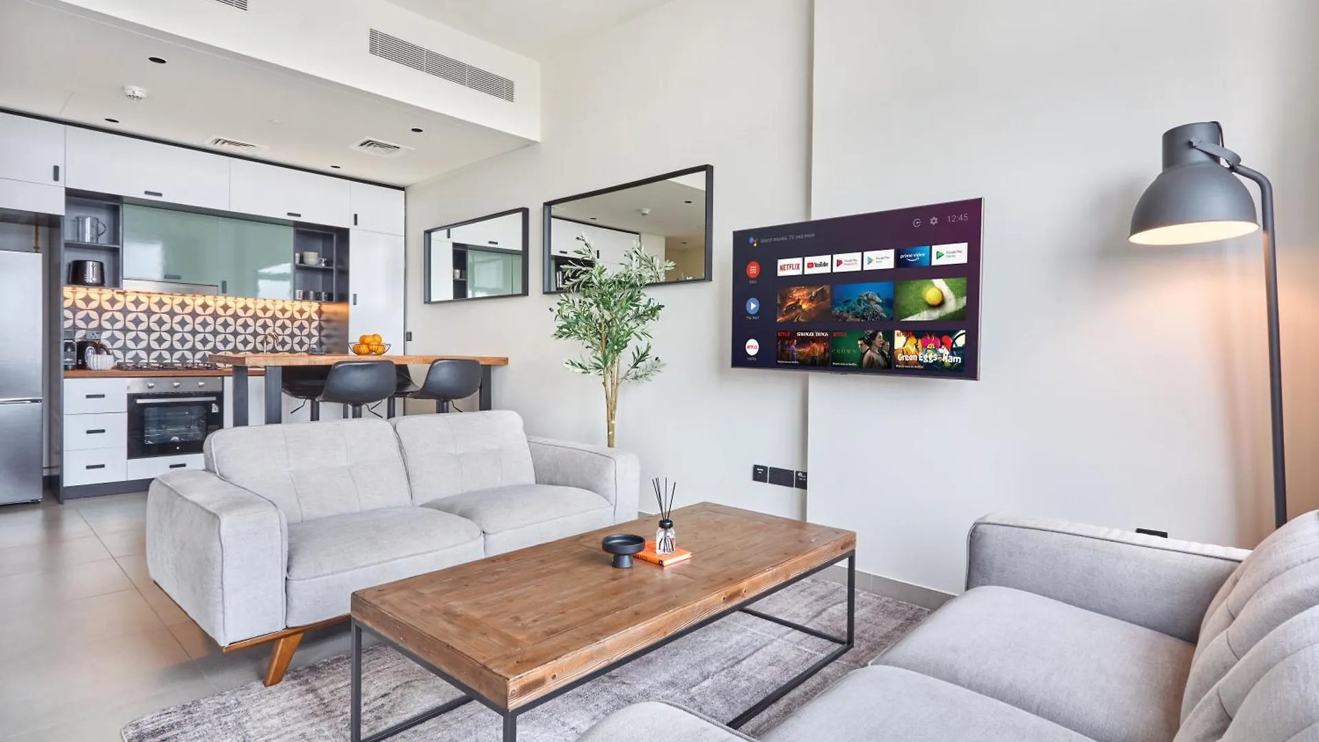 Fresh & Stylish 2Br Living At Collective Tower 1 Apartment Dubai United Arab Emirates