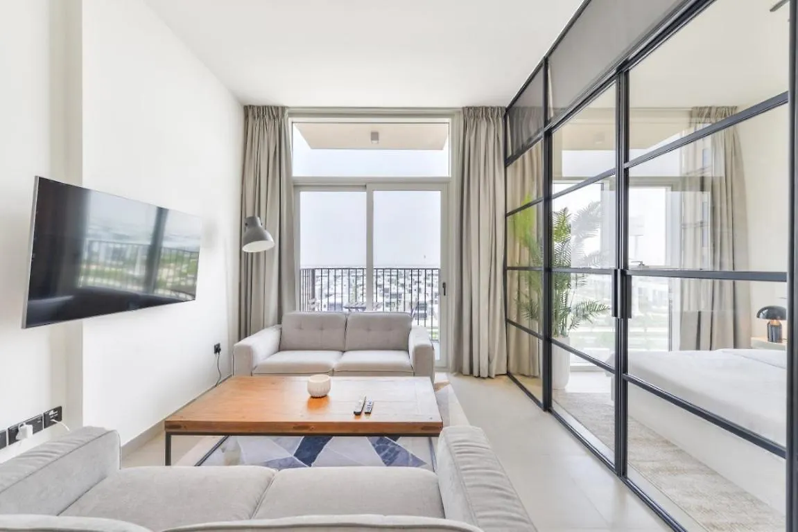 Fresh & Stylish 2Br Living At Collective Tower 1 Apartment Dubai