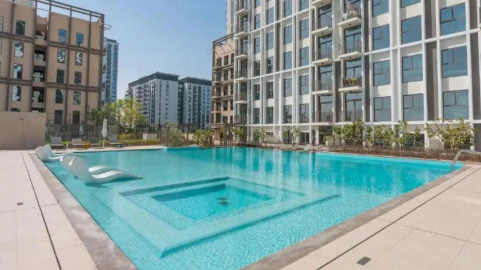 Fresh & Stylish 2Br Living At Collective Tower 1 Apartment Dubai 0*,  United Arab Emirates