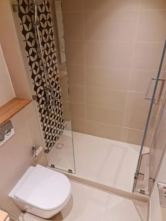 Fresh & Stylish 2Br Living At Collective Tower 1 Apartment Dubai 0*,  United Arab Emirates